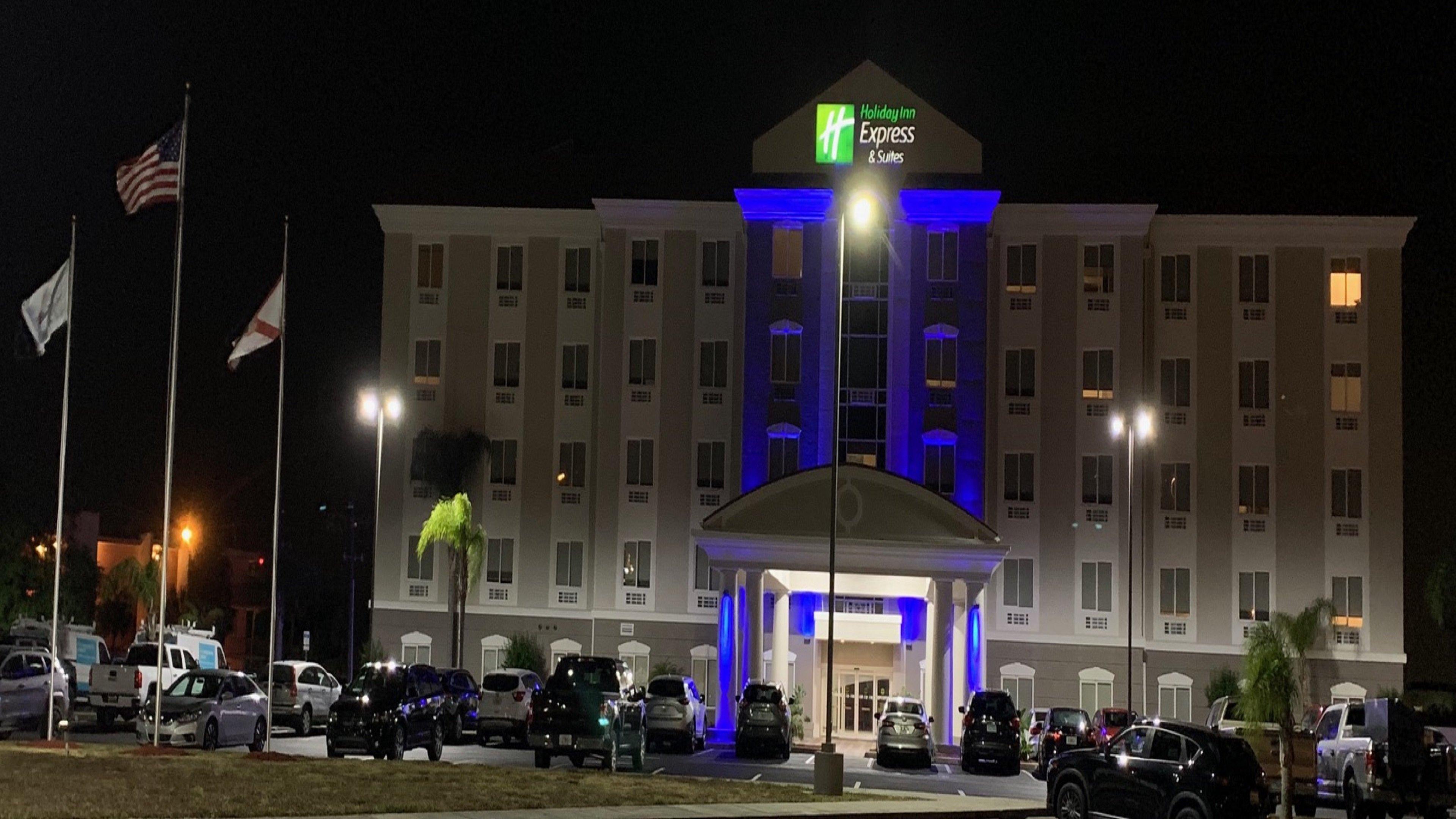 Holiday Inn Express Orlando - South Davenport, An Ihg Hotel Exterior photo